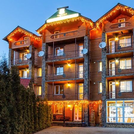Hotel У Мар'Яни І Назара Jaremče Exteriér fotografie