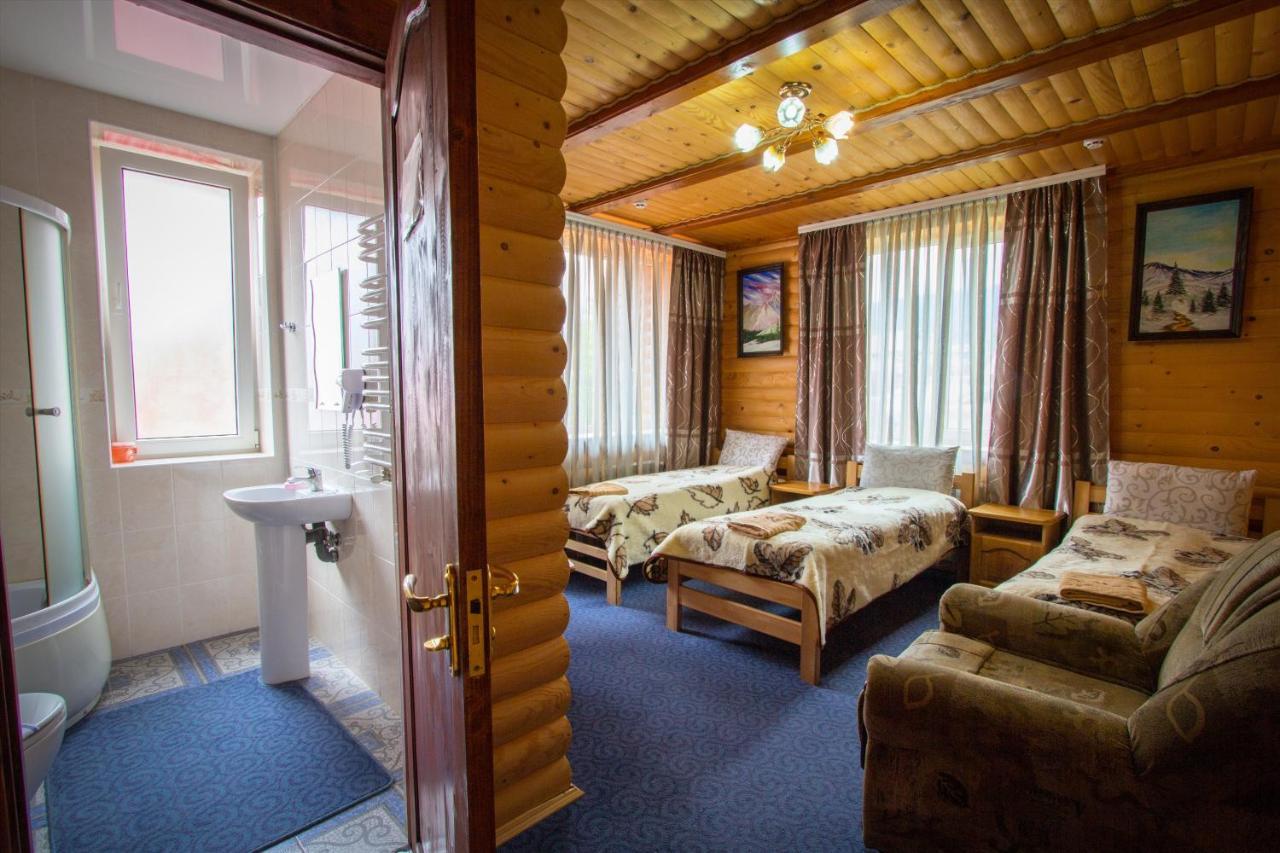 Hotel У Мар'Яни І Назара Jaremče Exteriér fotografie